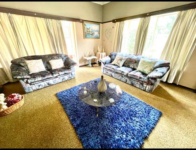 3 BEDROOM HOUSE FOR SALE IN KENMARE